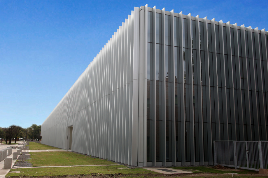 Pabellón Universitario 0 + Infinito